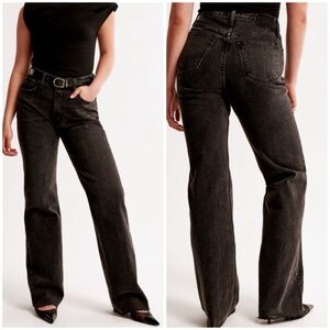 Abercrombie And Fitch The 90's relaxed High Rise Jeans in Washed Black